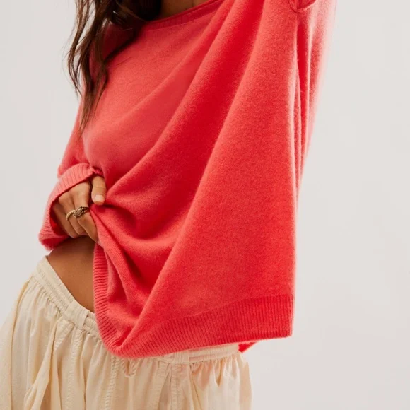 Free People Addie Cashmere Pullover in Geranium sz medium NWT - Picture 4 of 6